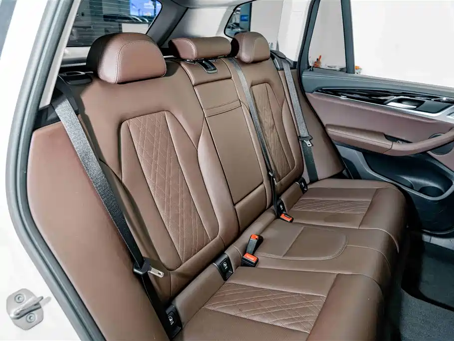 BMW X3 — миниатюра 21