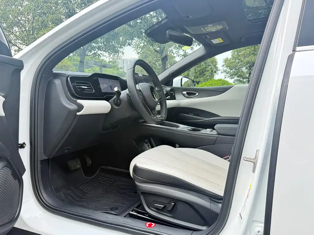 BYD Seal 06 — миниатюра 6