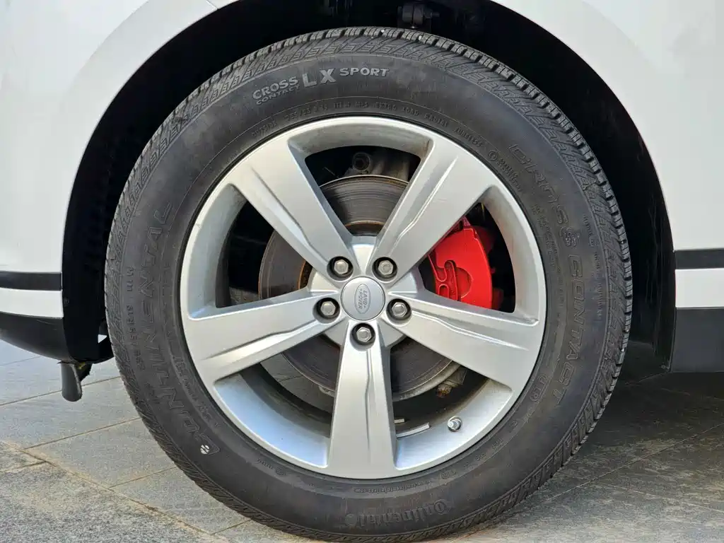 Land Rover Velar — миниатюра 10