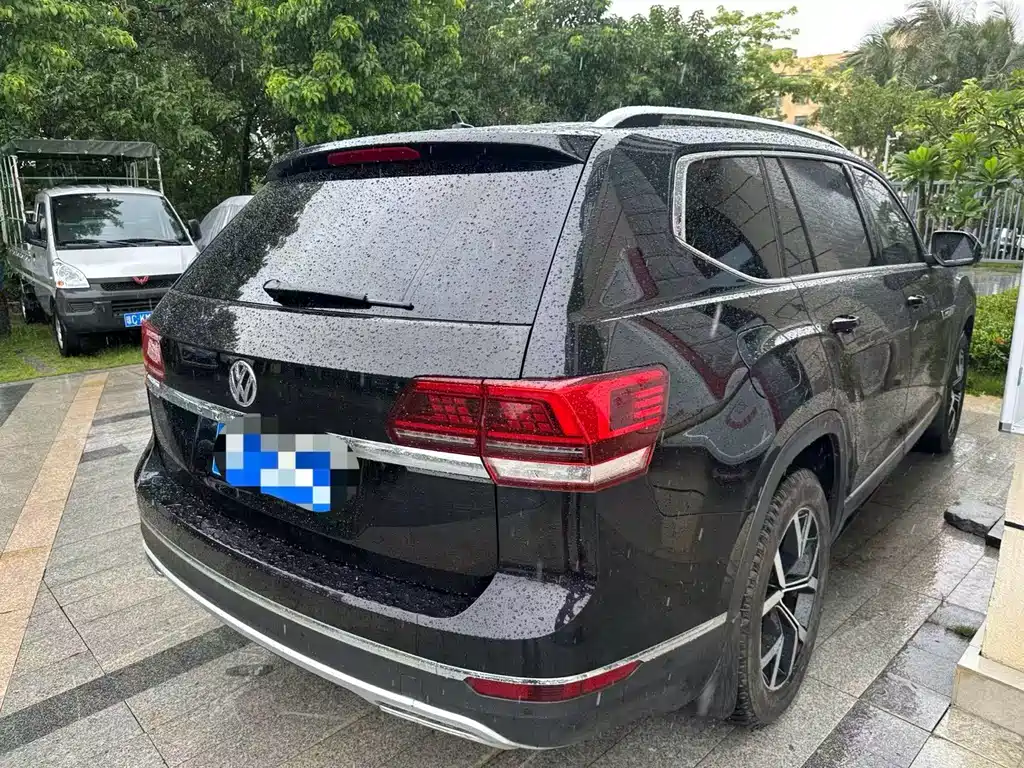Volkswagen Teramont — миниатюра 7