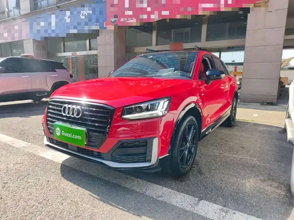 Audi Q2L 2020