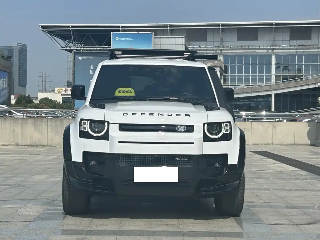 Land Rover Defender — миниатюра 2