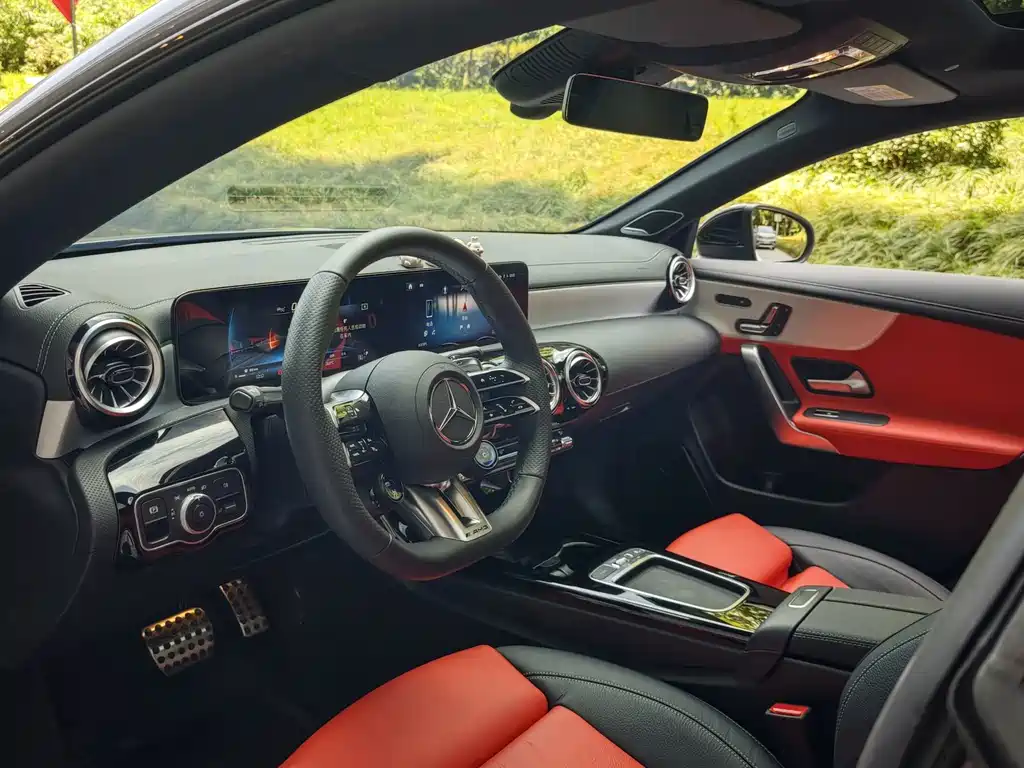 Mercedes-Benz CLA AMG — миниатюра 7
