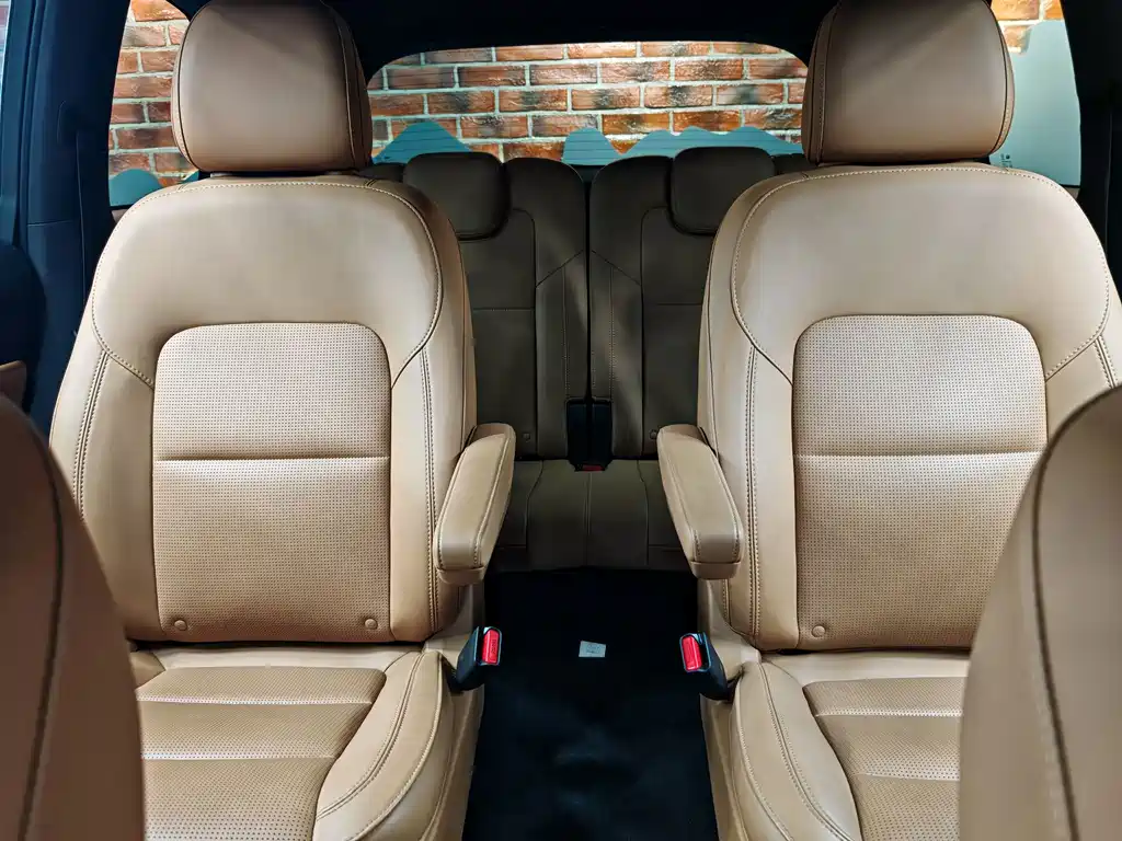 Li Auto Li ONE — миниатюра 18