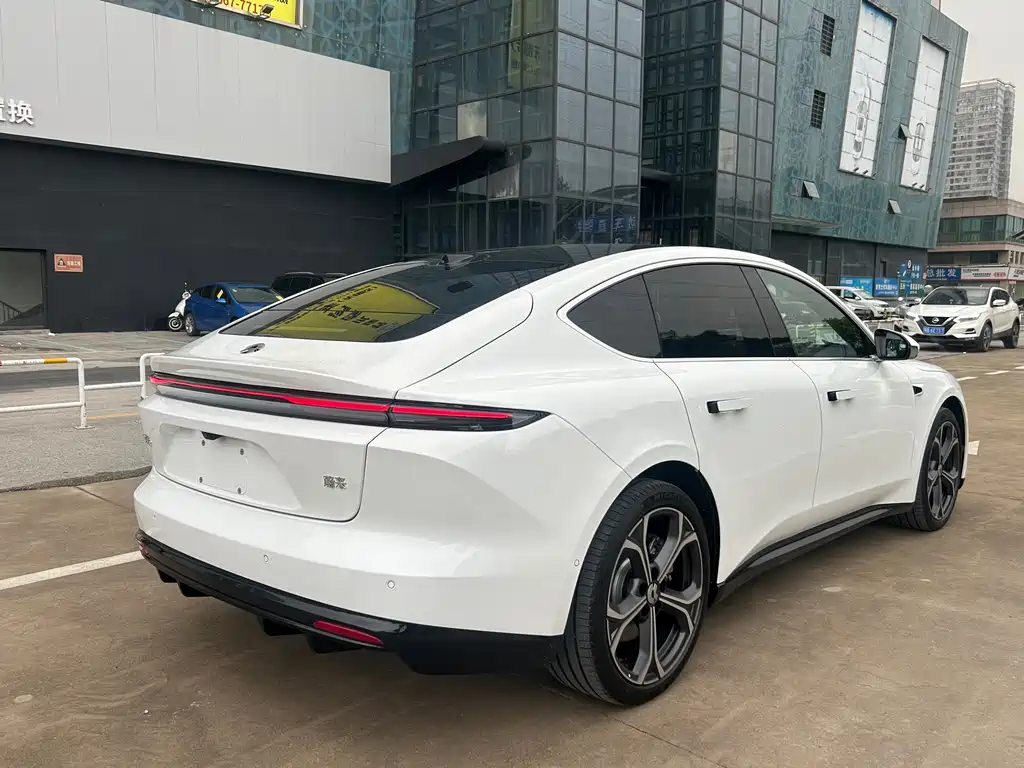NIO ET5 2025 100kWh