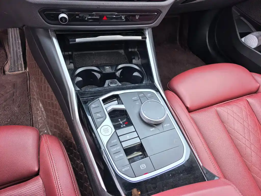 BMW 3 Series — миниатюра 13