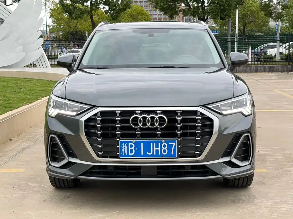 Audi Q3 — миниатюра 2