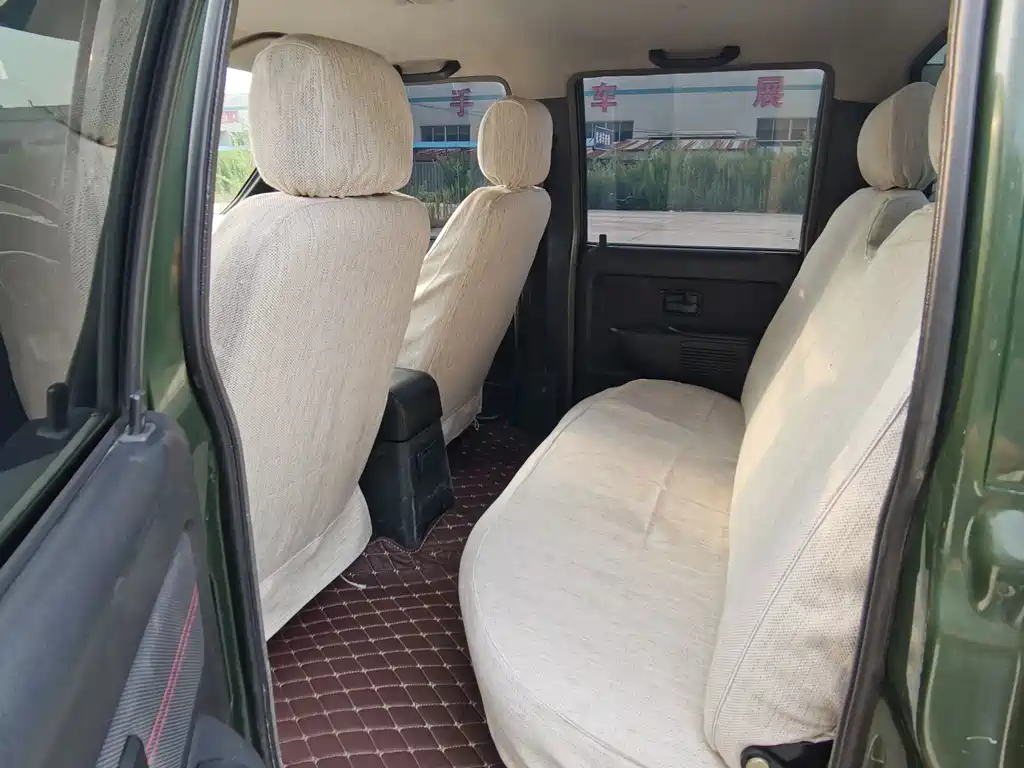 Isuzu Pickup — миниатюра 11