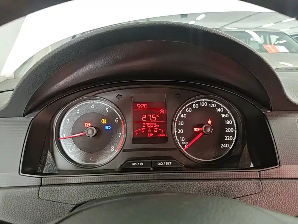 Volkswagen Santana — миниатюра 12