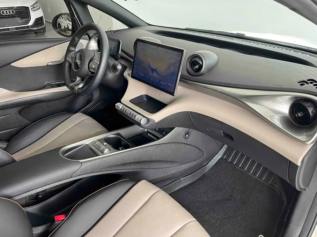 BYD Dolphin — миниатюра 11