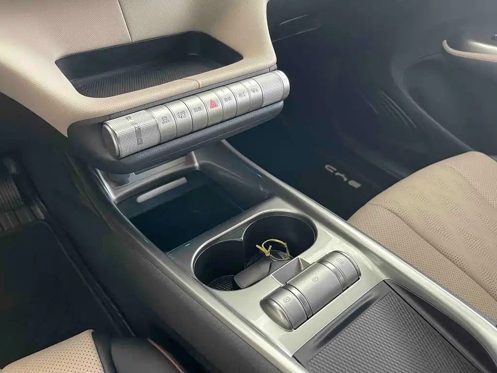BYD Dolphin — миниатюра 15