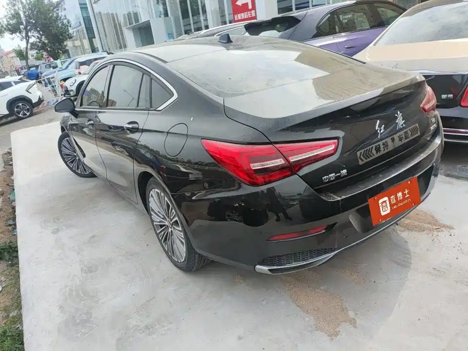 Hongqi H5 2020 1.8T AT