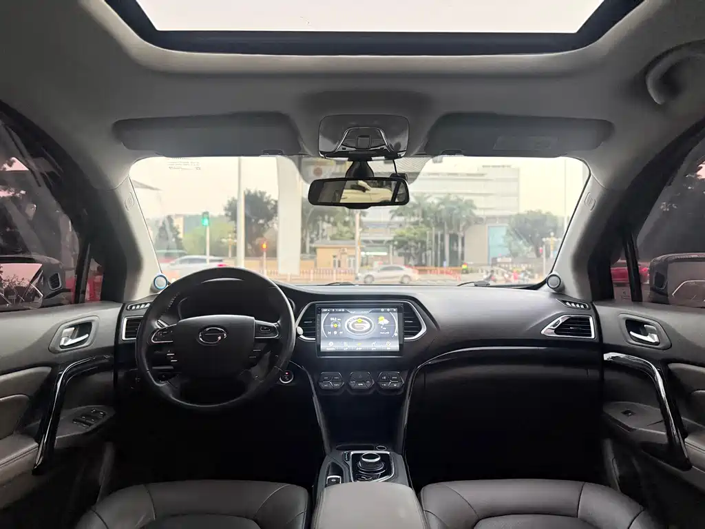 GAC TRUMPCHI GS4 NEW ENERGY