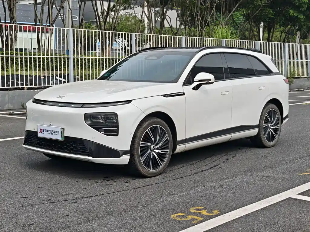 XPeng G9