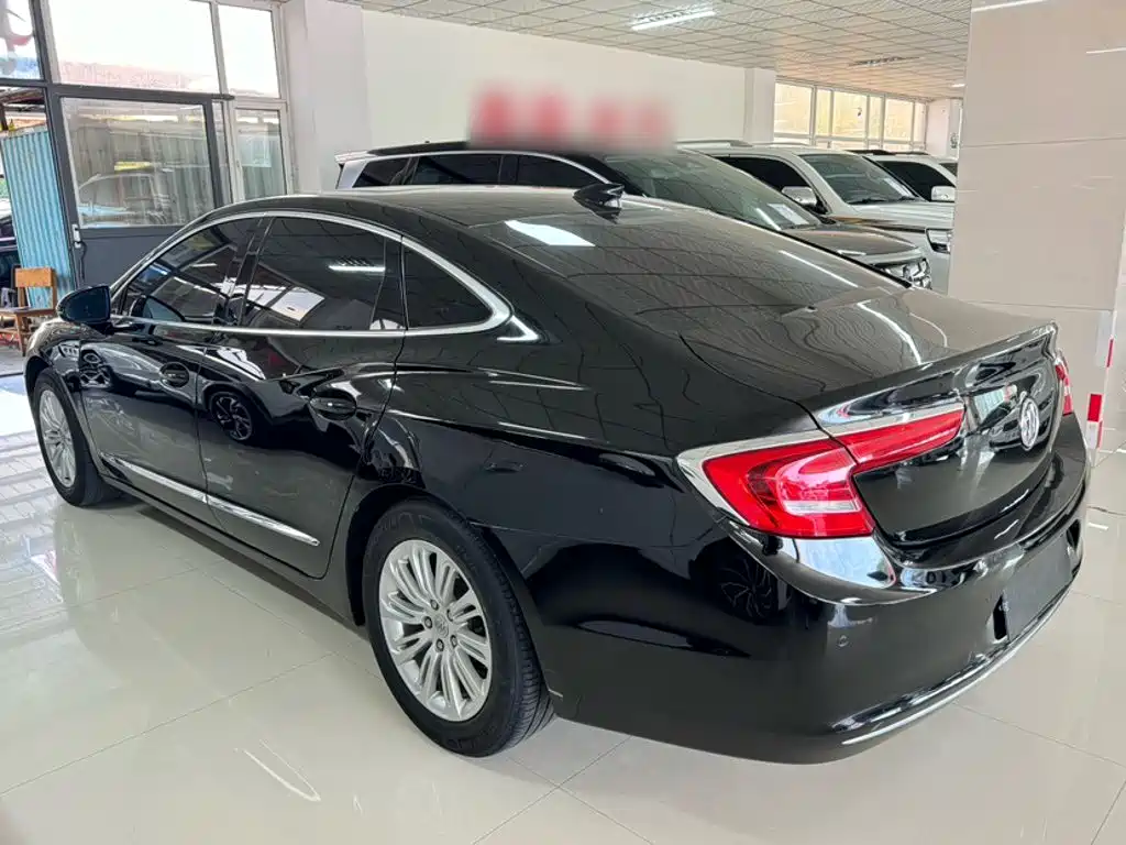 Buick LaCrosse — миниатюра 17