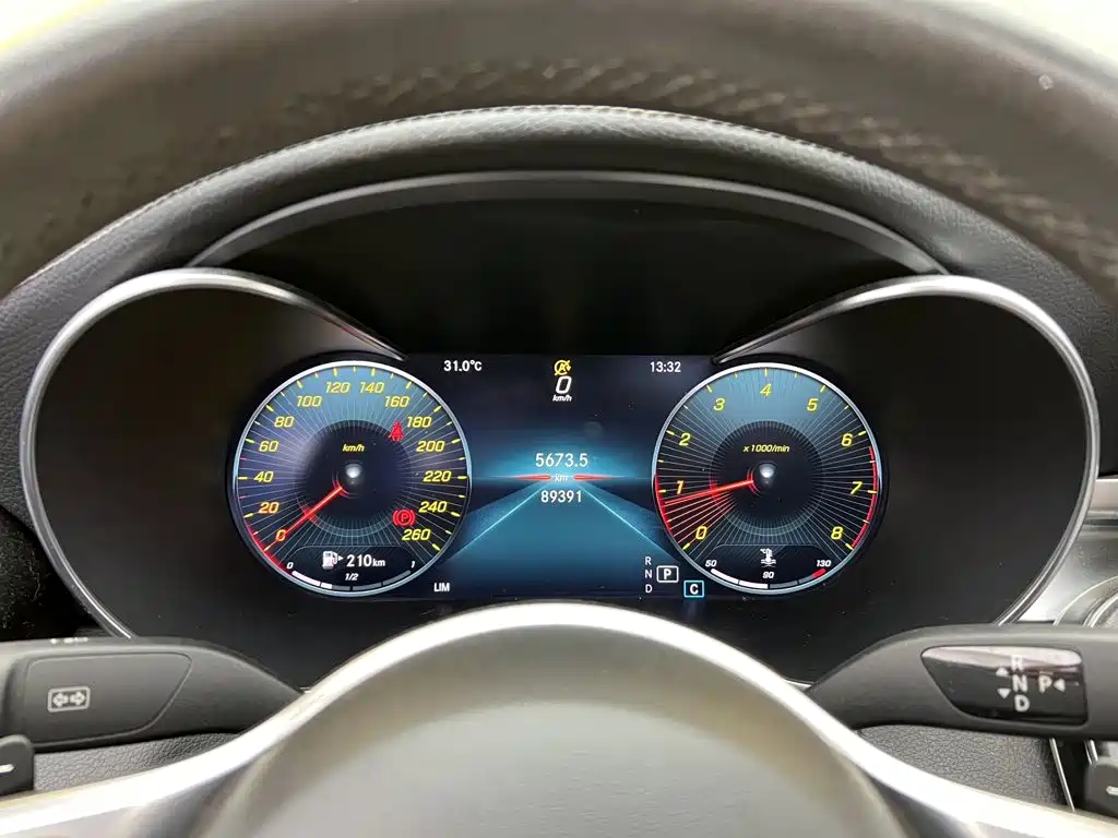 Mercedes-Benz C-Class — миниатюра 16