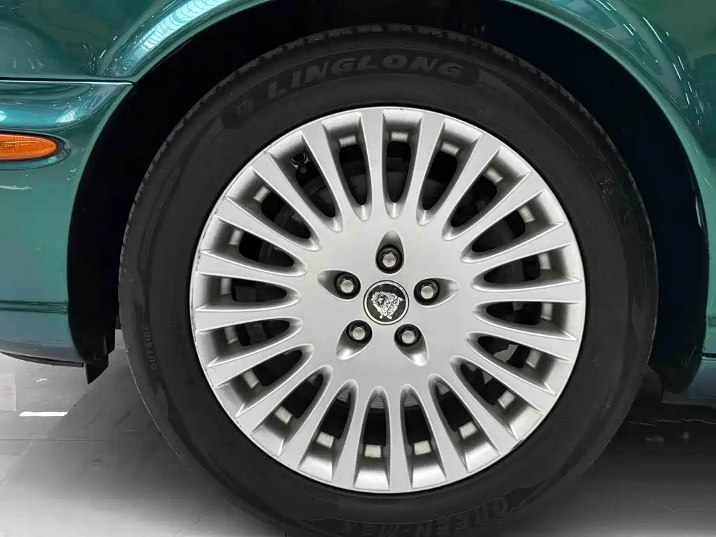 Jaguar XJ 2005 XJ6L 3.0