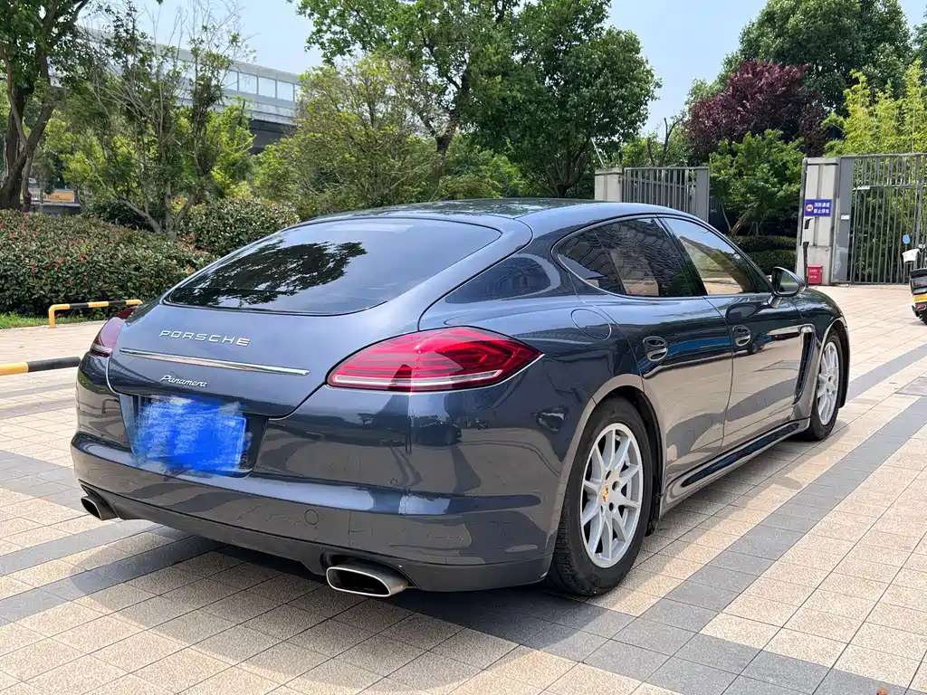 Porsche Panamera 2010 Panamera 3.6L