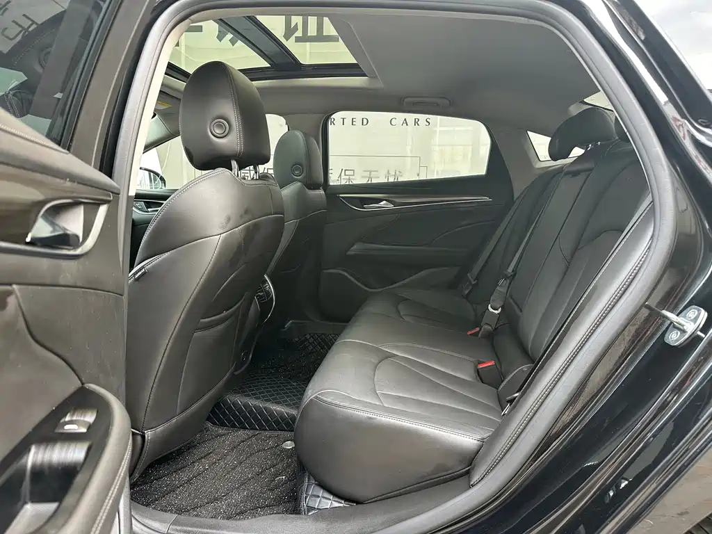 Buick LaCrosse — миниатюра 4