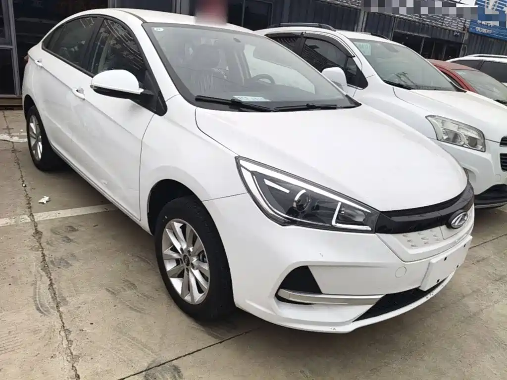Chery New Energy Arrizo e — миниатюра 4