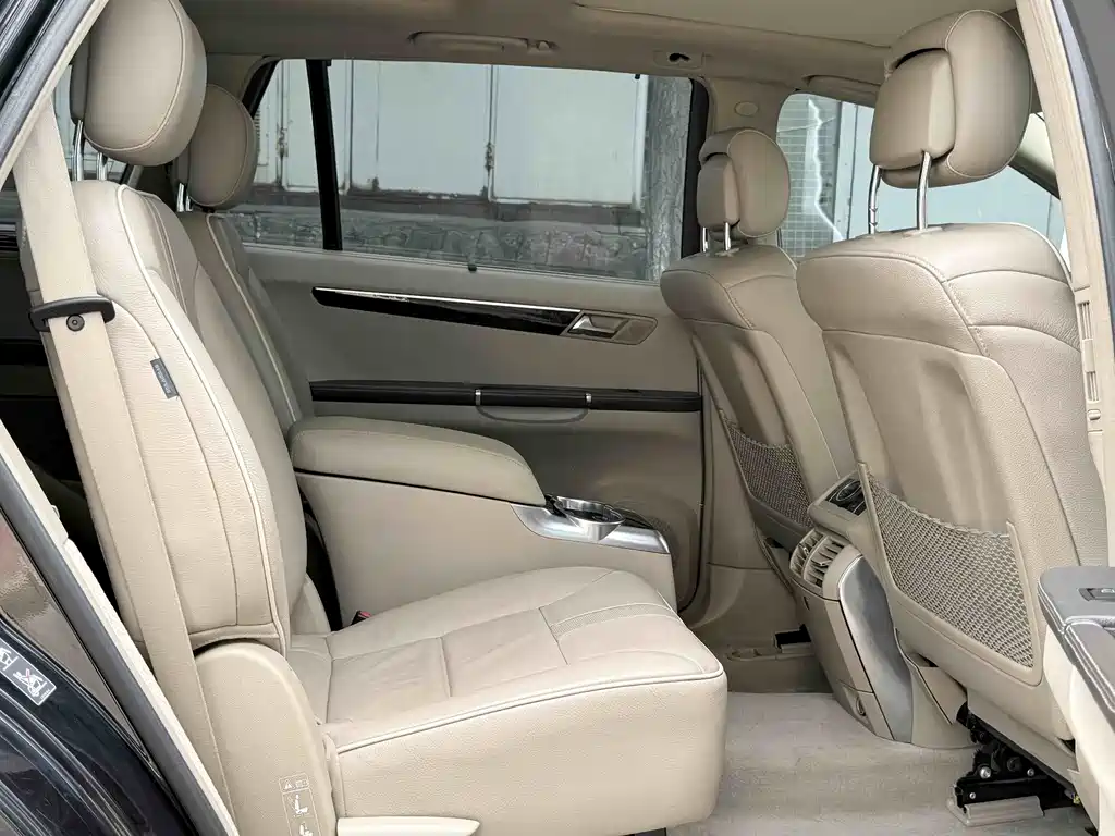 Mercedes-Benz R 2014 R 400 4MATIC
