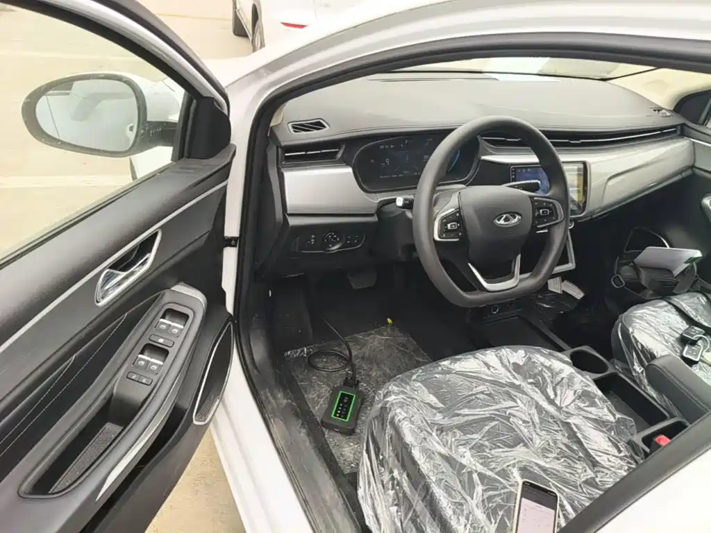 Chery New Energy Arrizo e — миниатюра 16