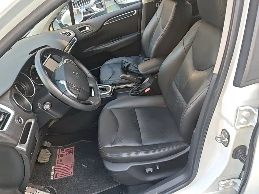Citroen C4L — миниатюра 15