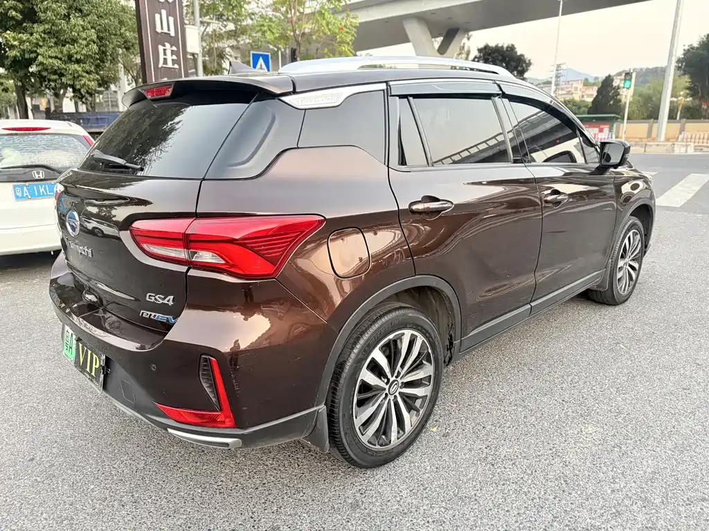 GAC TRUMPCHI GS4 NEW ENERGY