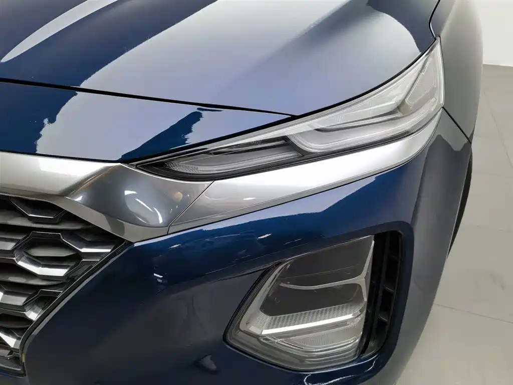 Hyundai Santa Fe 2019 380 TGDi GLS AT Luxury V