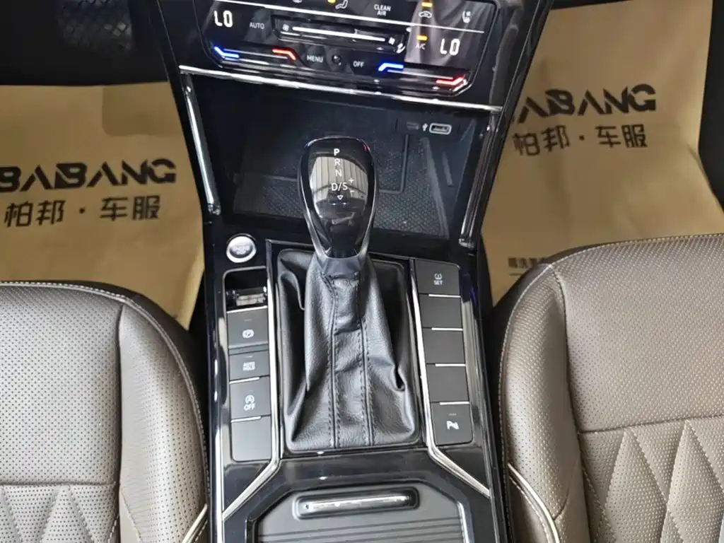 Volkswagen Passat — миниатюра 14