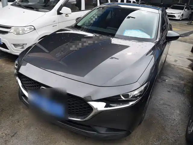 Mazda 3