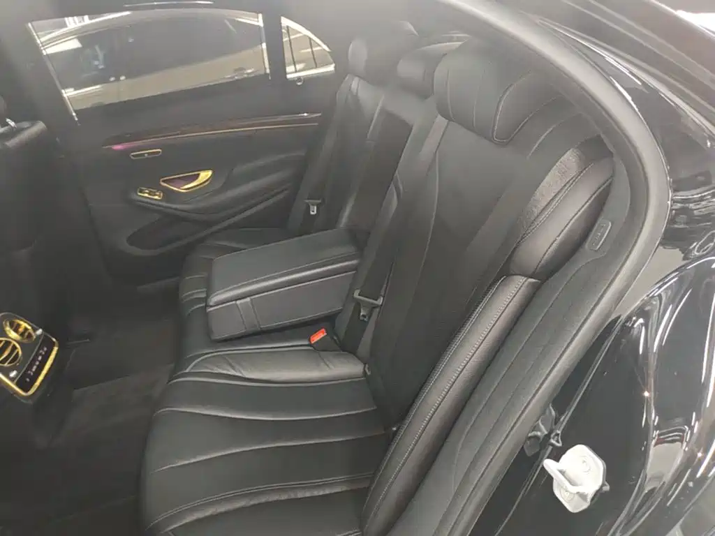 Mercedes-Benz S-Class — миниатюра 17