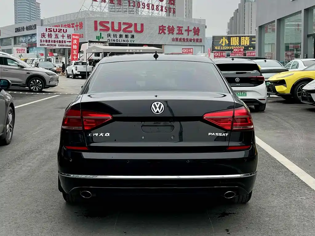 Volkswagen Passat 2017 330TSI DSG