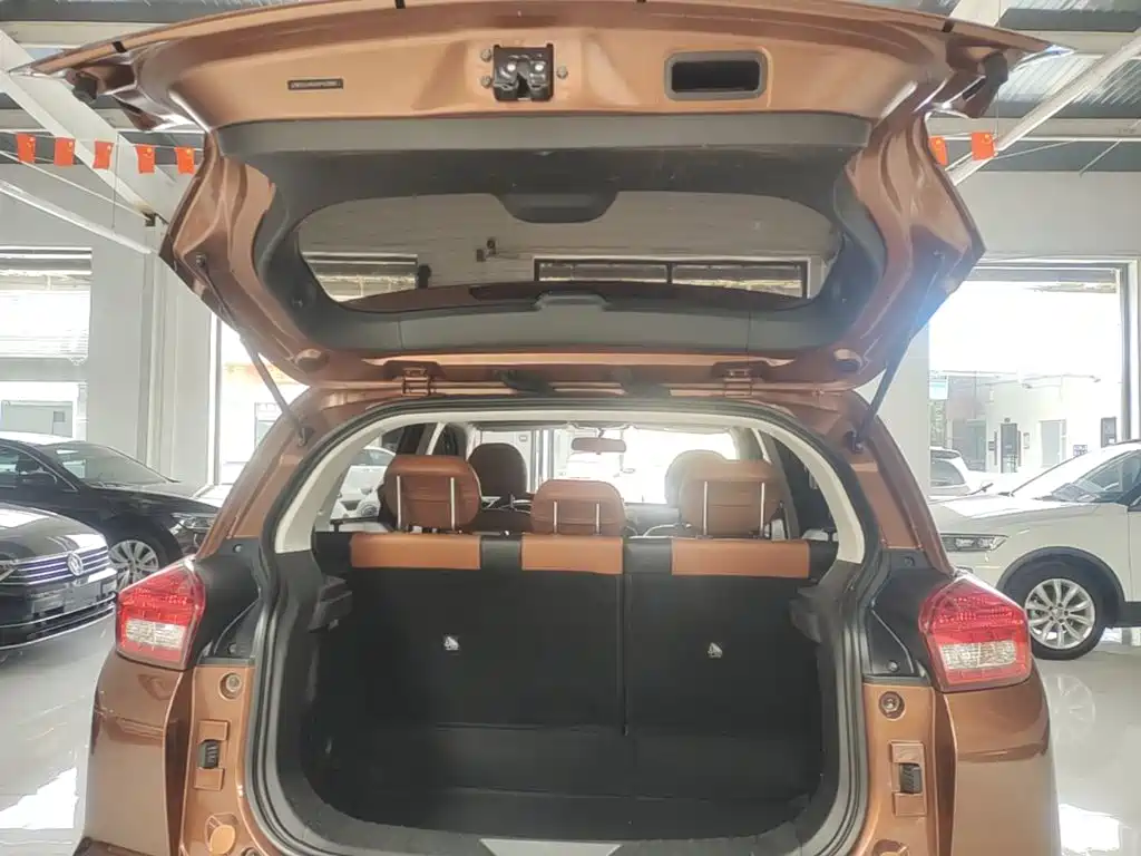 BAIC Senova X35 — миниатюра 19