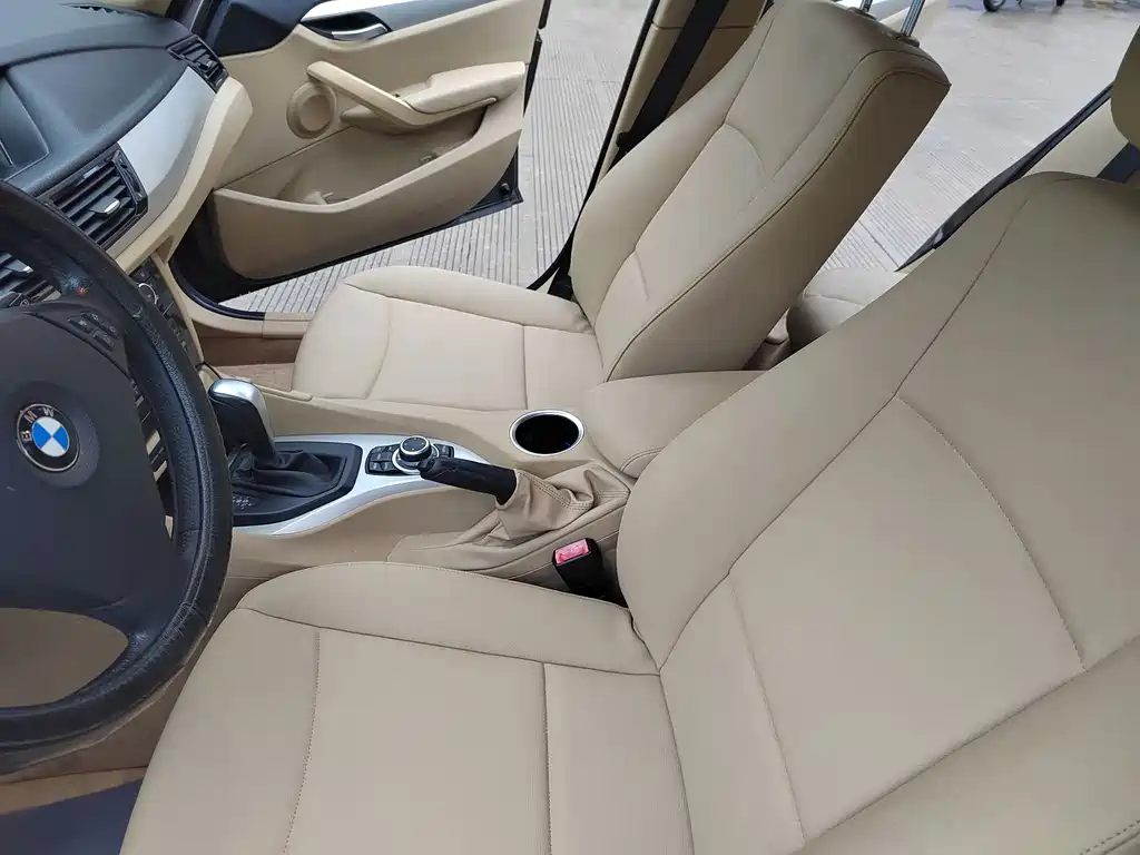 BMW X1 (Import) — миниатюра 6