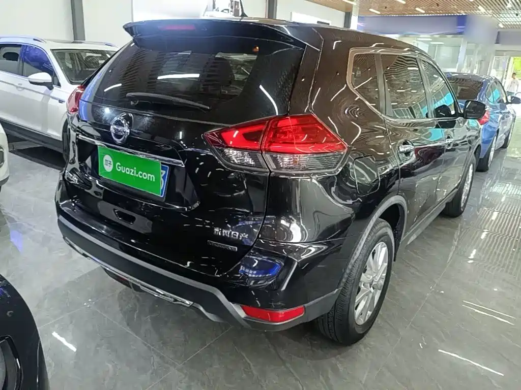 Nissan X-Trail — миниатюра 7