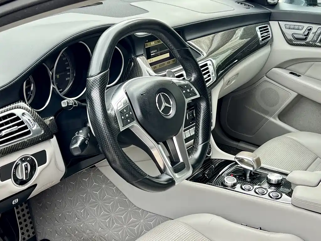Mercedes-Benz CLS AMG — миниатюра 6
