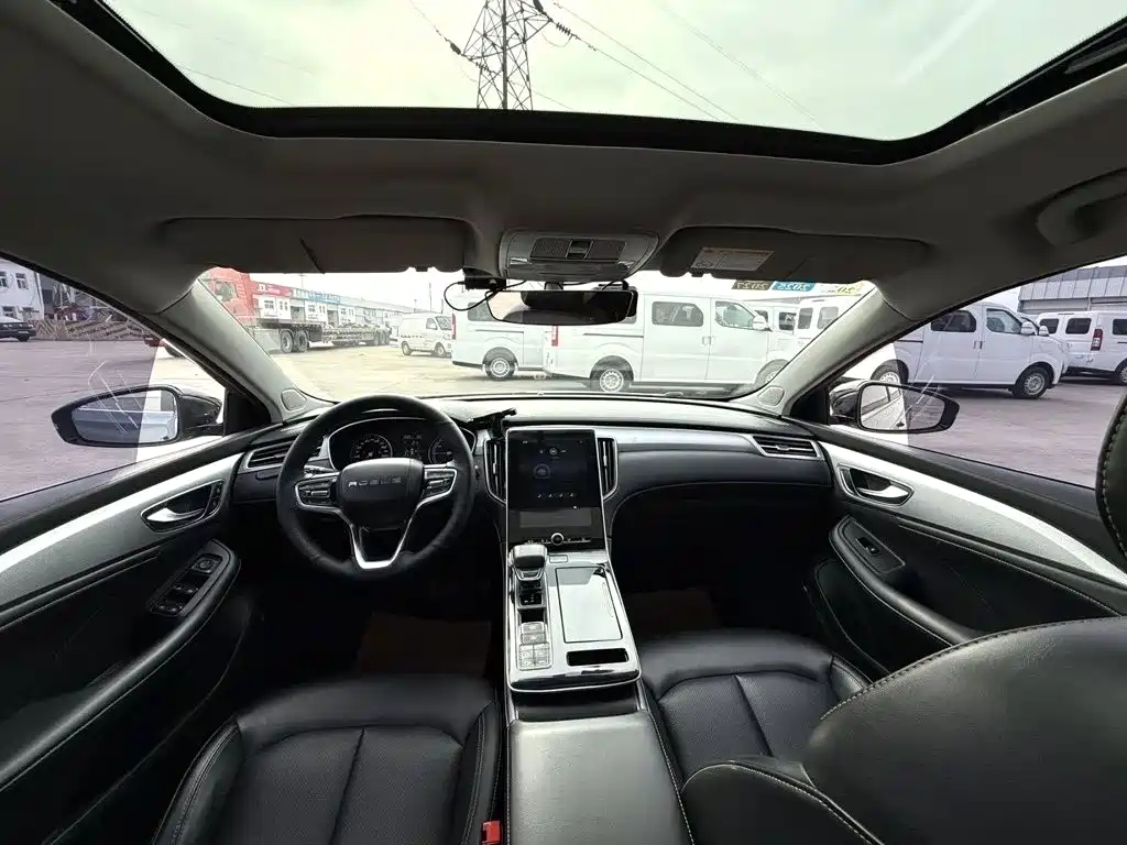 Roewe i6 MAX New Energy — миниатюра 10