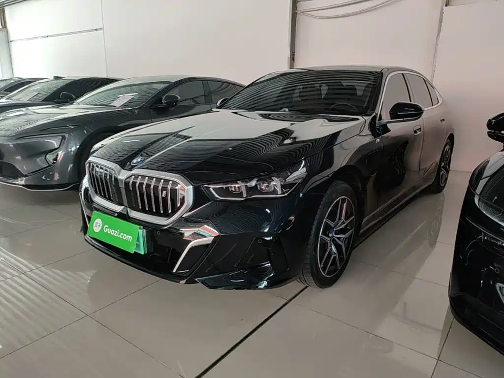 BMW i5 — миниатюра 2