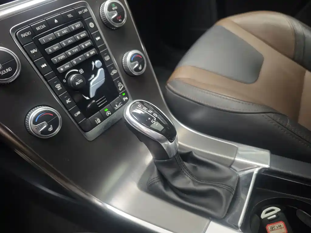 Volvo XC60 — миниатюра 17