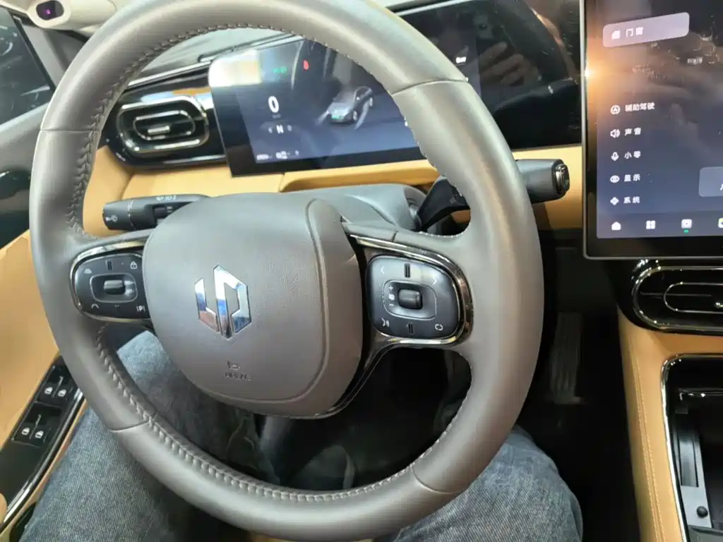 Leapmotor Leapmotor C01 — миниатюра 11