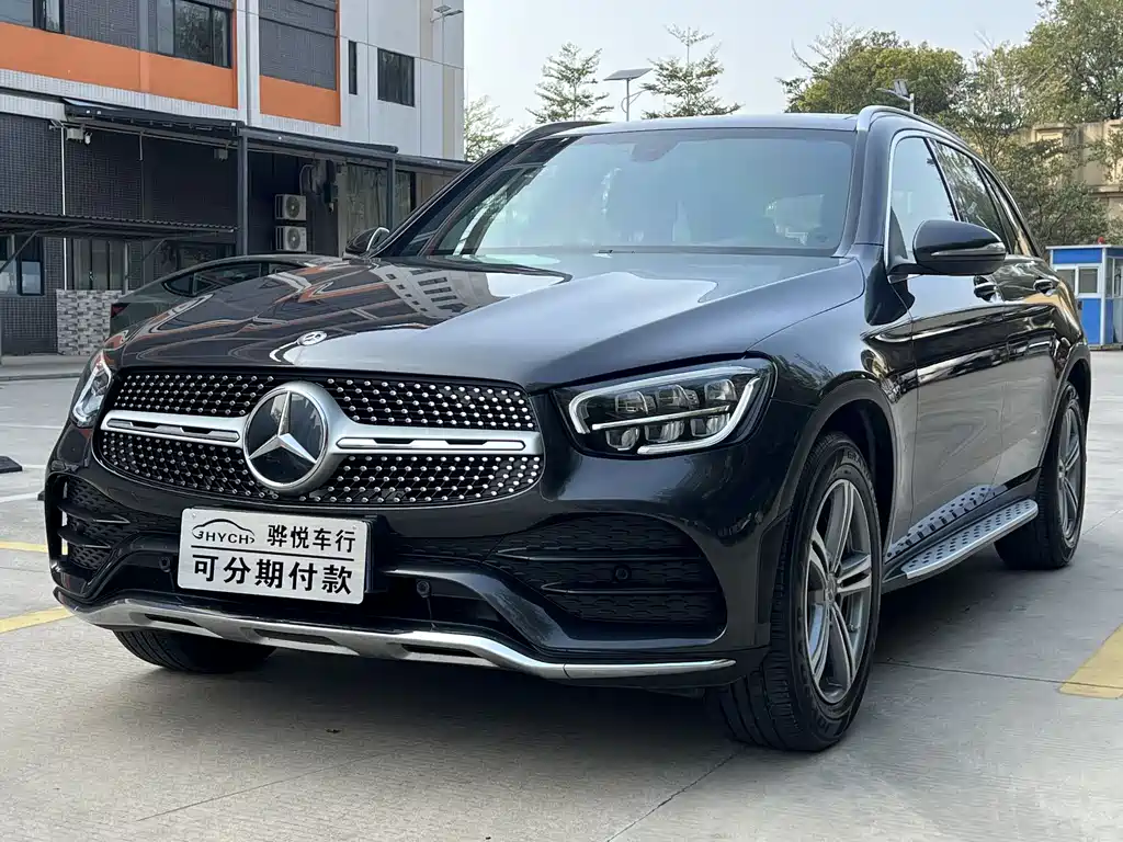 MERCEDES-BENZ GLC