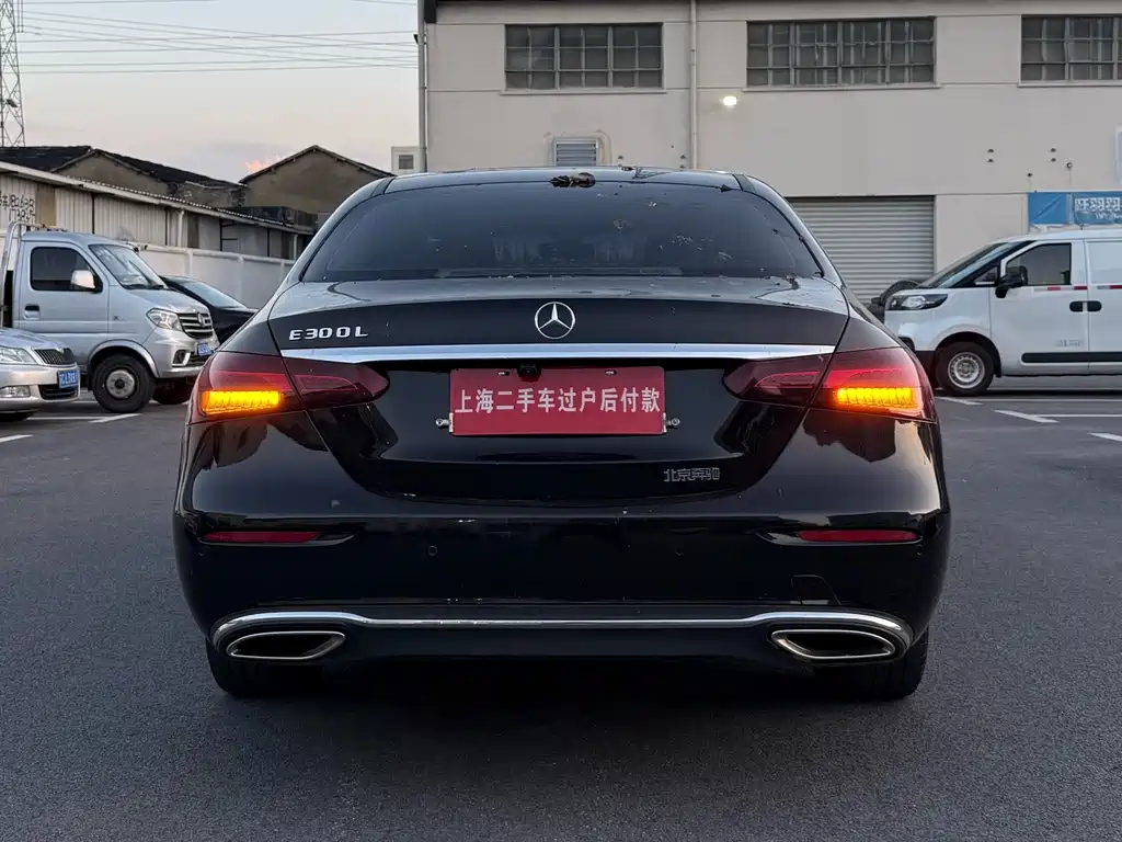 Mercedes-Benz E-Class — миниатюра 15