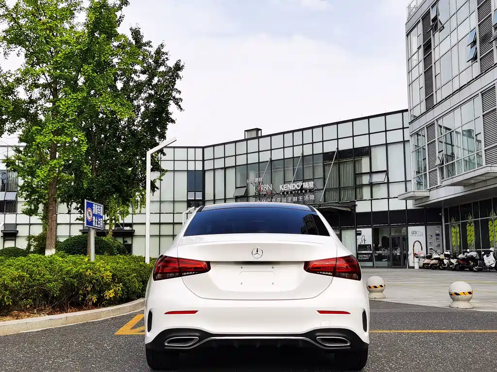 Mercedes-Benz A-Class — миниатюра 4