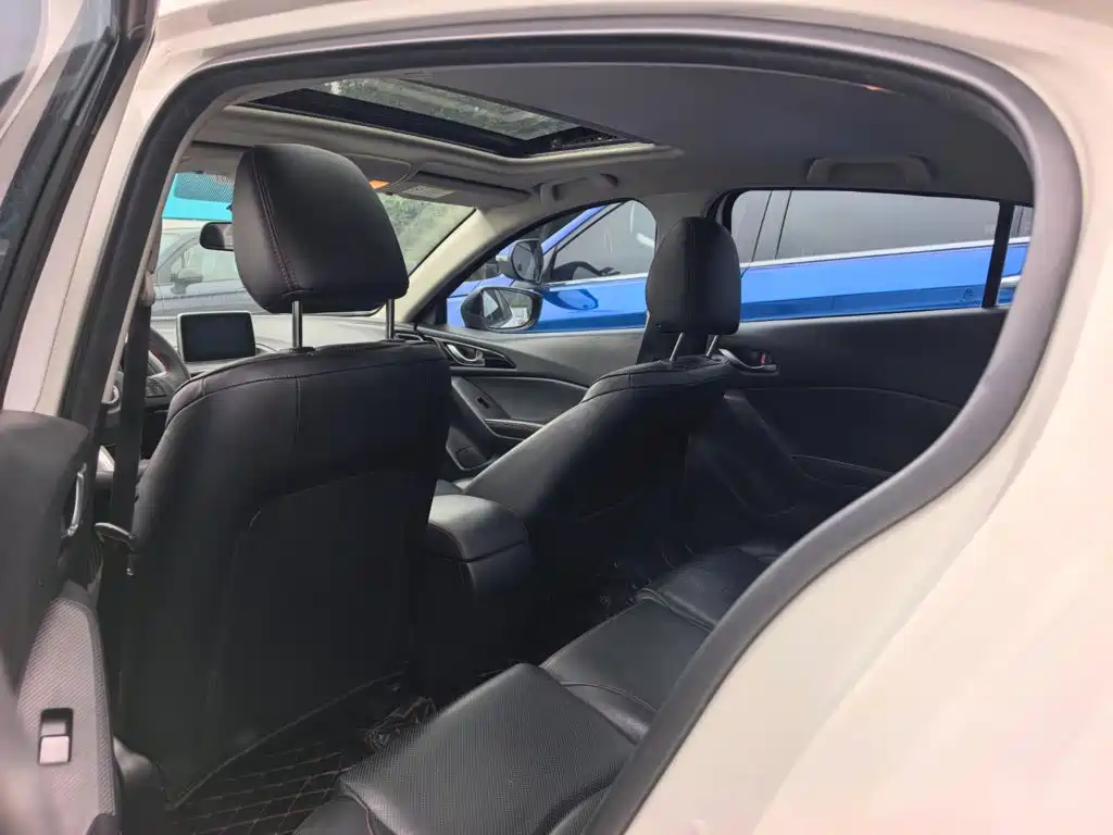 Mazda 3 Axela — миниатюра 9