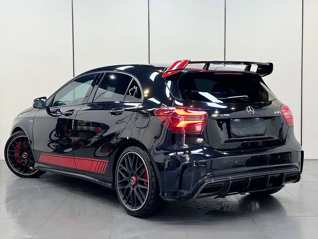 Mercedes-Benz A-Class AMG (Import) Facelift AMG A 45 4MATIC, фото 3