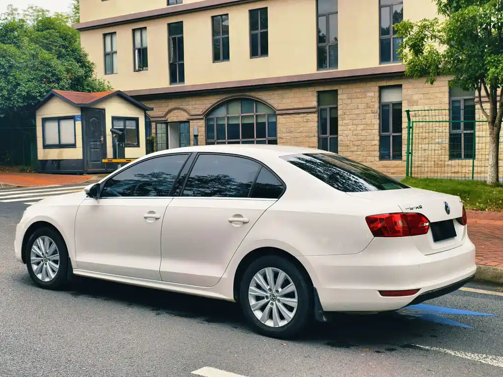 Volkswagen Sagitar — миниатюра 8