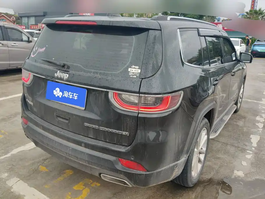 Jeep Grand Commander — миниатюра 3