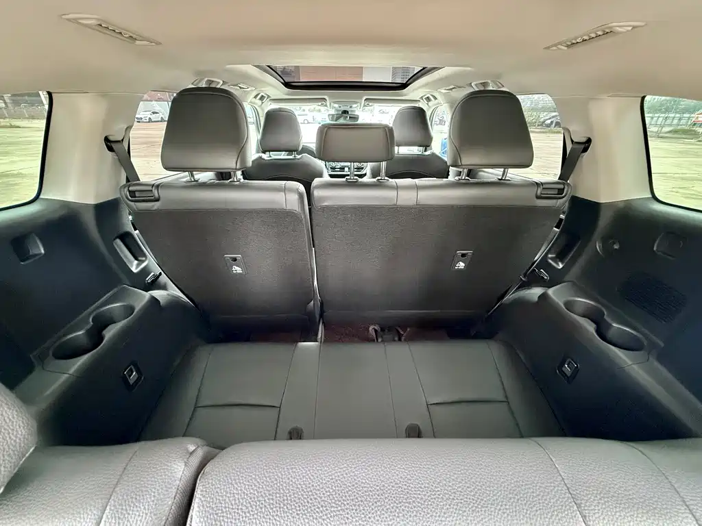 Toyota Highlander — миниатюра 21