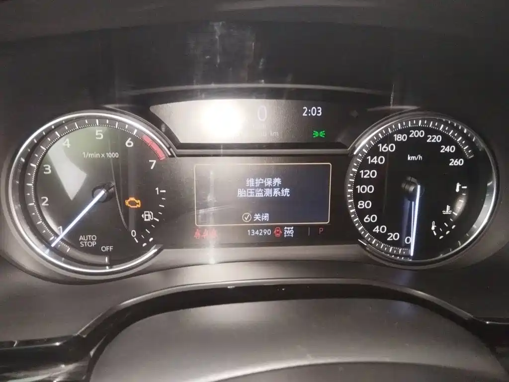 Cadillac XT5 — миниатюра 7